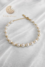 Cargar imagen en el visor de la galería, Pulsera Clásica de Perlas Cuki Zvian con Baño en Oro de 14K