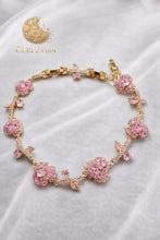 Cargar imagen en el visor de la galería, Pulsera Floral Cuki Zvian con Cristales Rosados y Baño en Oro de 14K