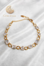 Cargar imagen en el visor de la galería, Pulsera de Lujo Cuki Zvian con Cristales Brillantes y Baño en Oro de 14K